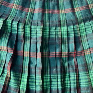 VINTAGE 70’s Plaid Pleated Skirt 100% Wool